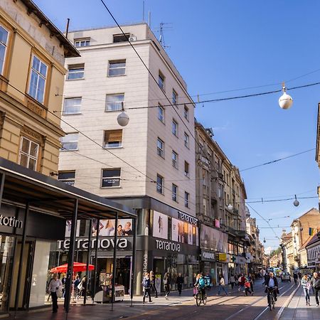 Main Square Luxury Apartment View Central Residence Zagreb Exterior photo